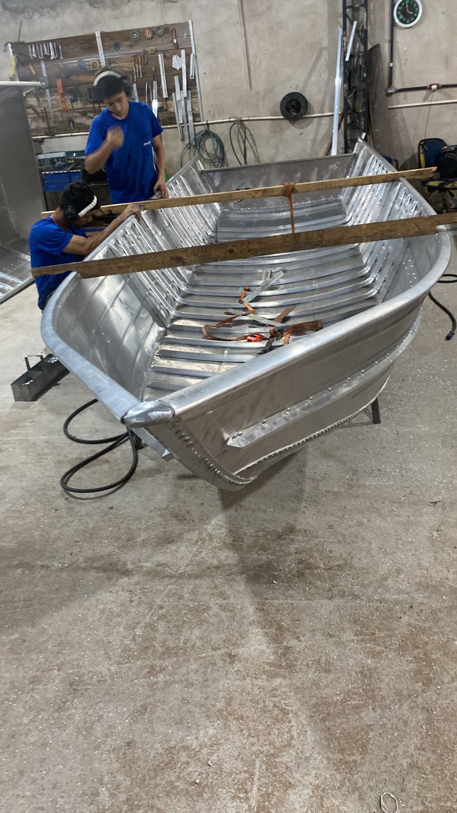 Barco de pesca reforçado