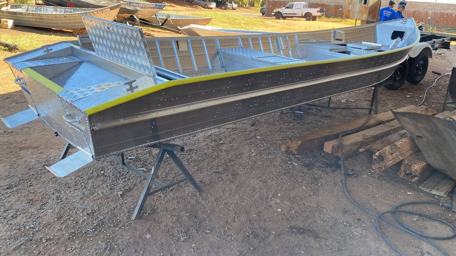 Barco pronto para entrega