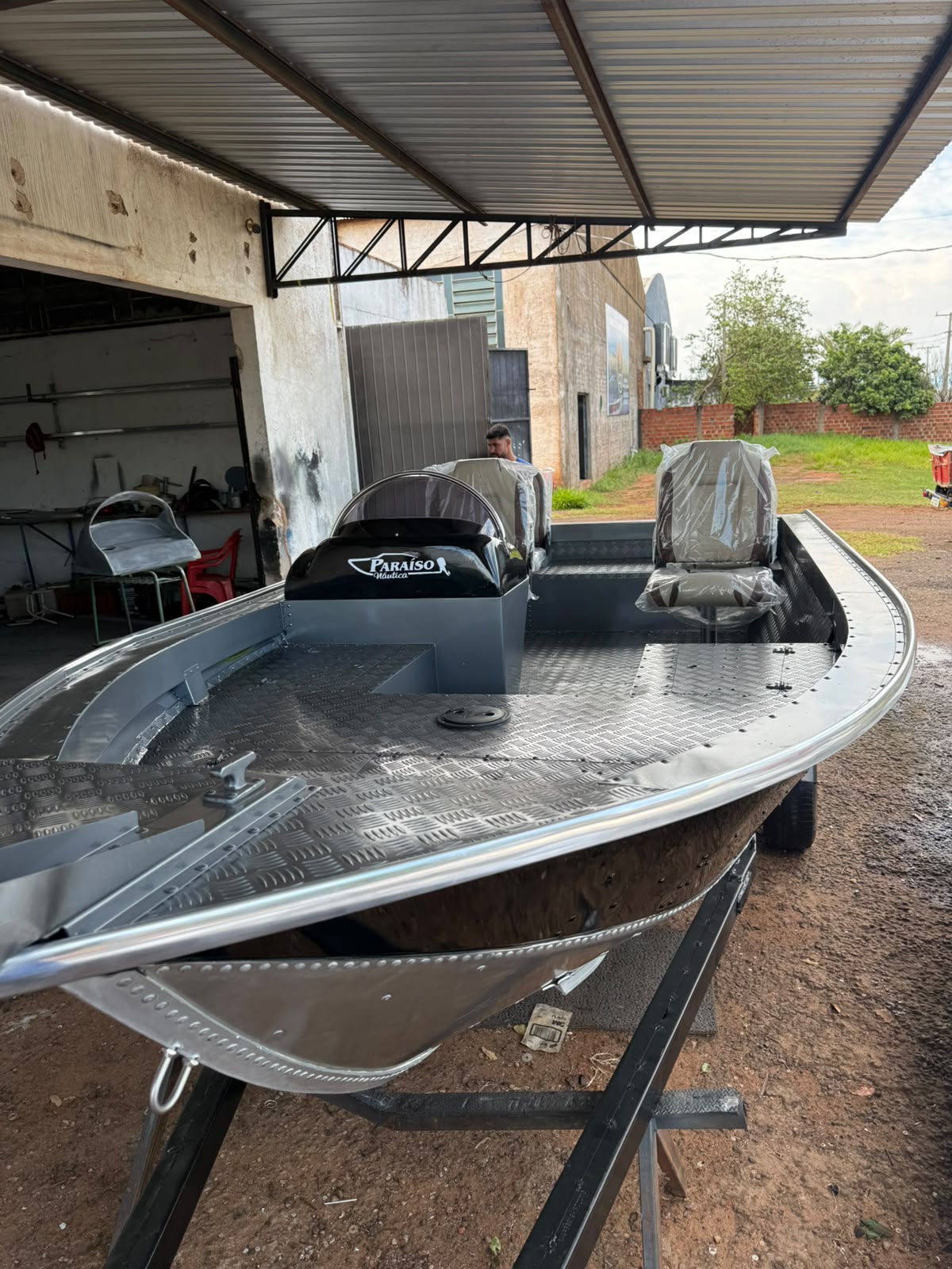 Barco de alumínio modelo 3