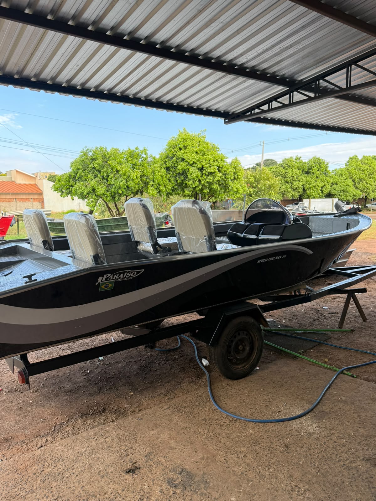 Barco de alumínio modelo 7