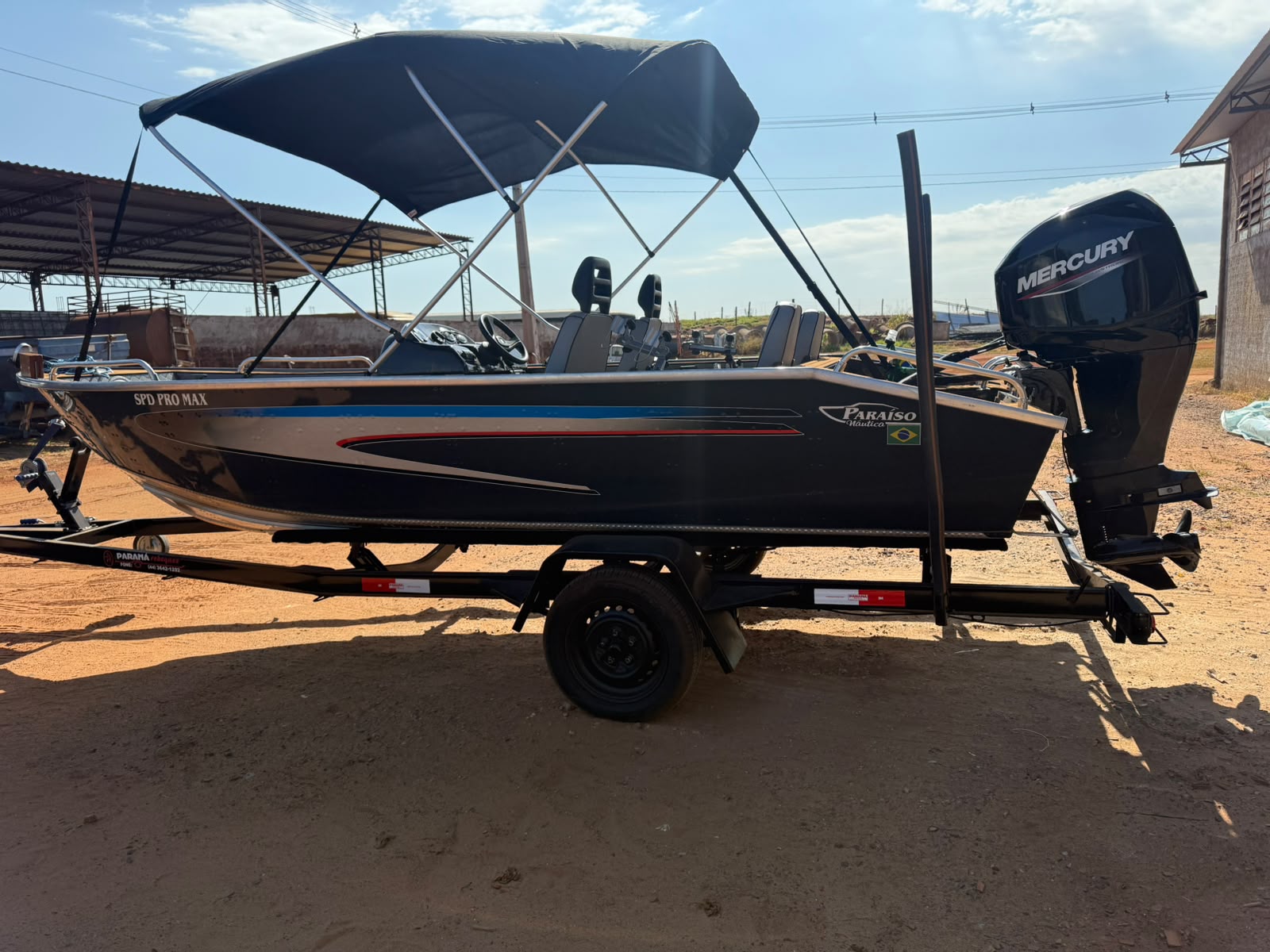 Barco de alumínio modelo 13