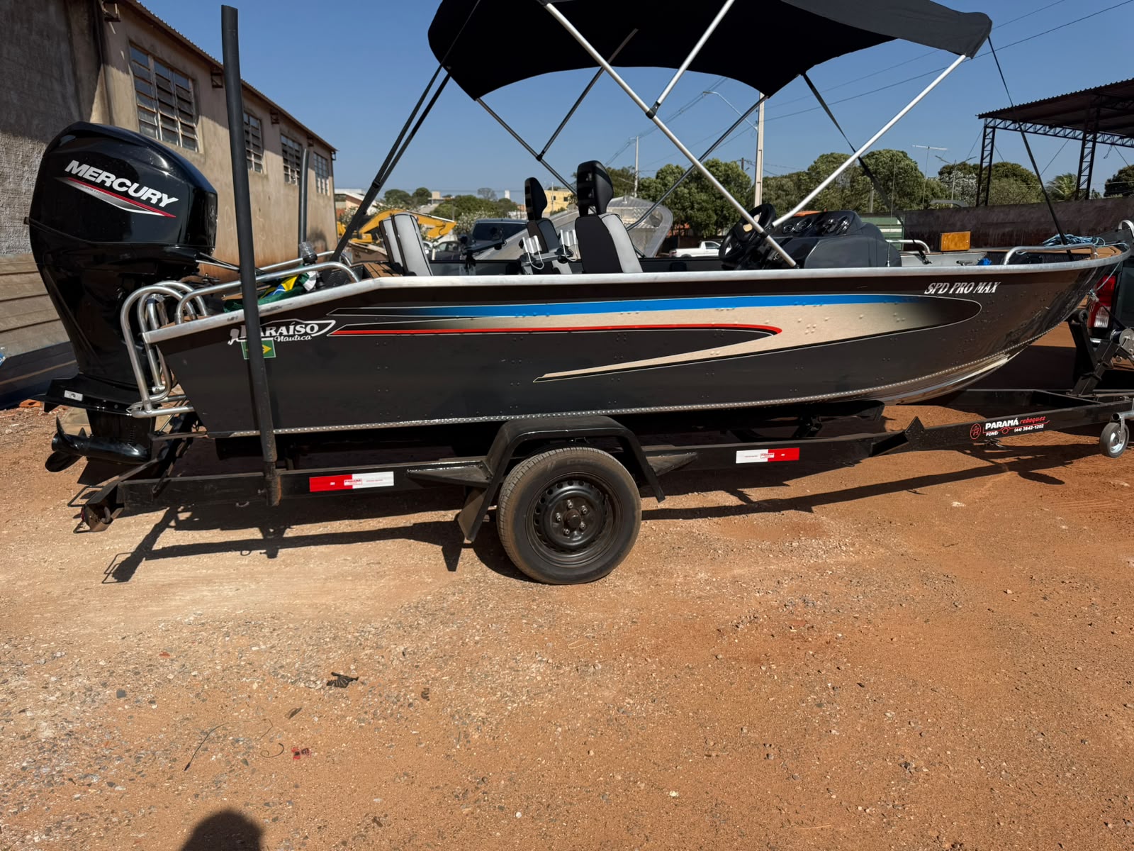 Barco de alumínio modelo 16